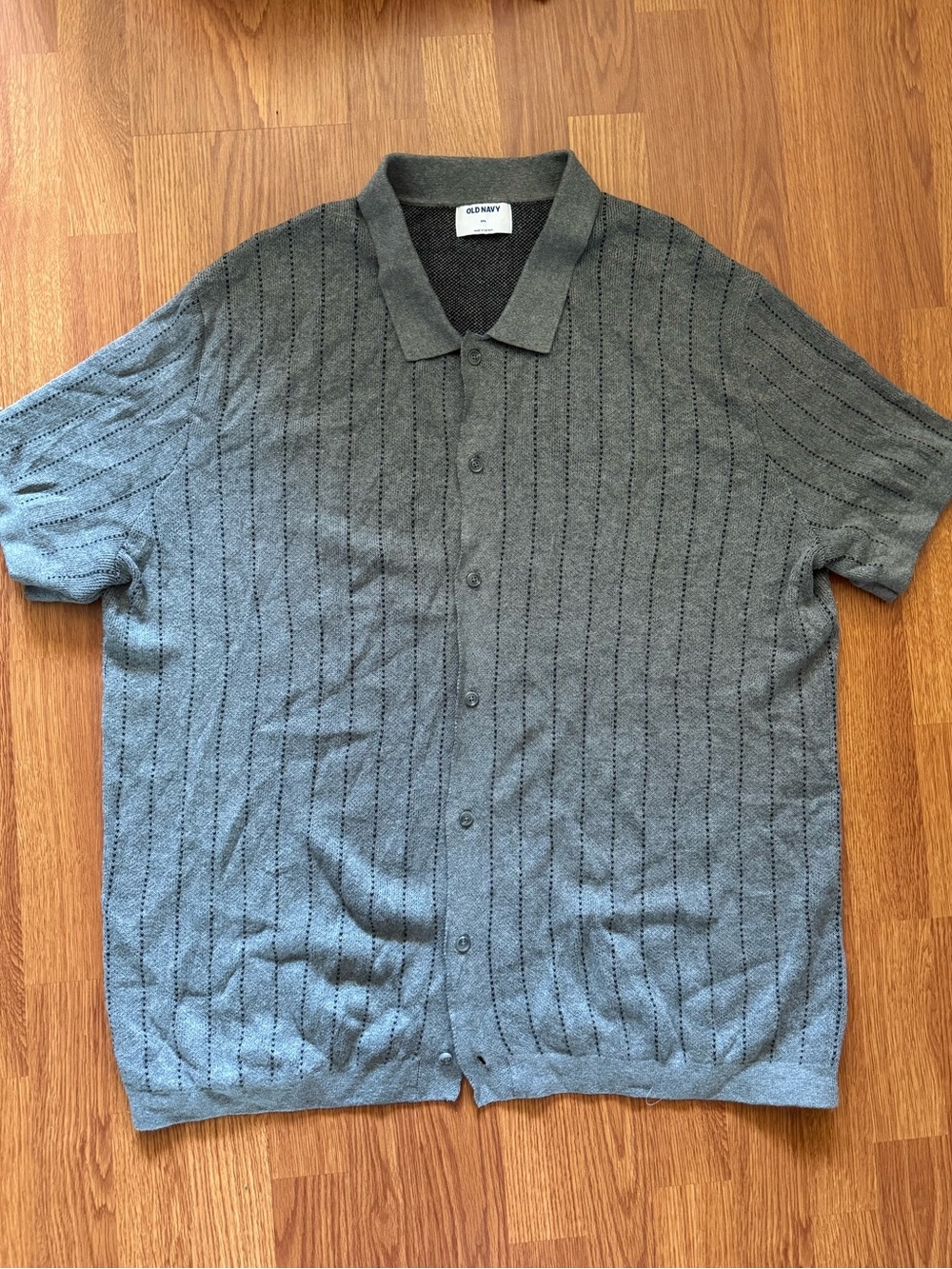 Old Navy Gray Short-Sleeve Knit Polo Shirt